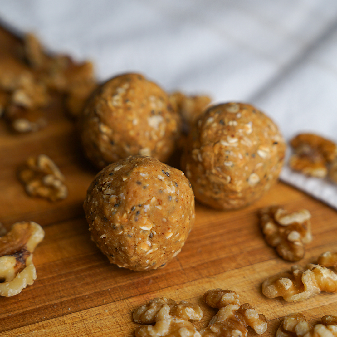Maple Vanilla Walnut Energy Bites